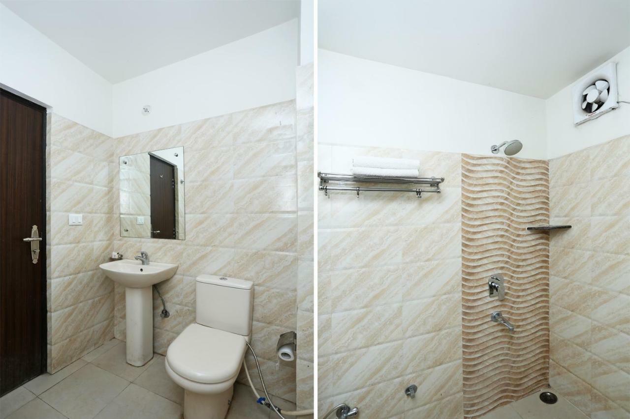 Capital O 3600 Hotel Royal Windsor Kathgodam Bagian luar foto