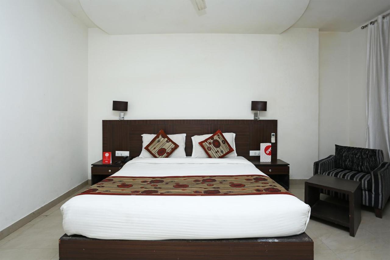 Capital O 3600 Hotel Royal Windsor Kathgodam Bagian luar foto