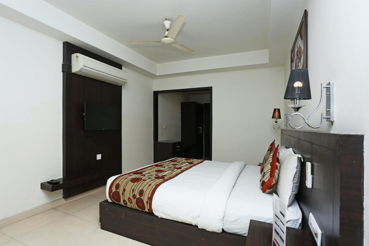 Capital O 3600 Hotel Royal Windsor Kathgodam Bagian luar foto