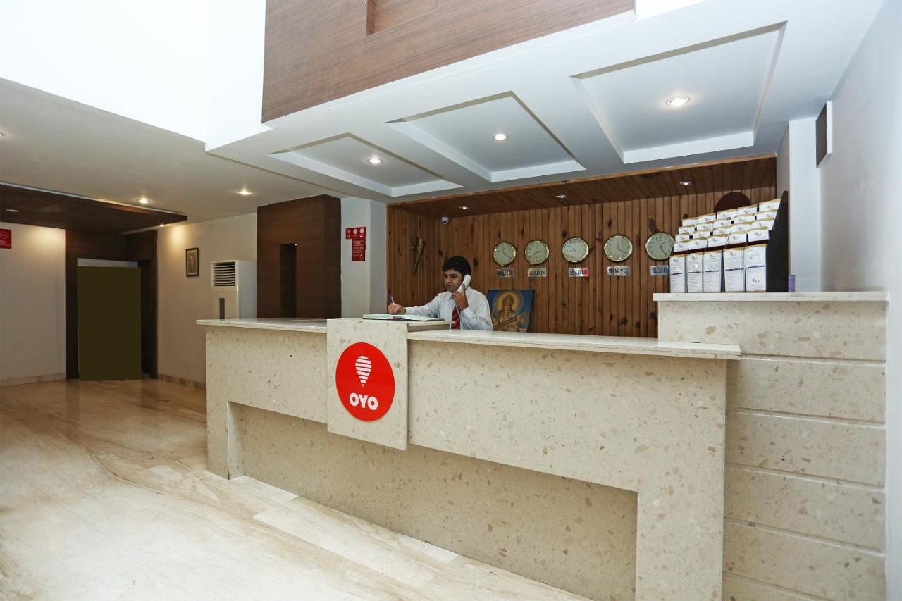 Capital O 3600 Hotel Royal Windsor Kathgodam Bagian luar foto