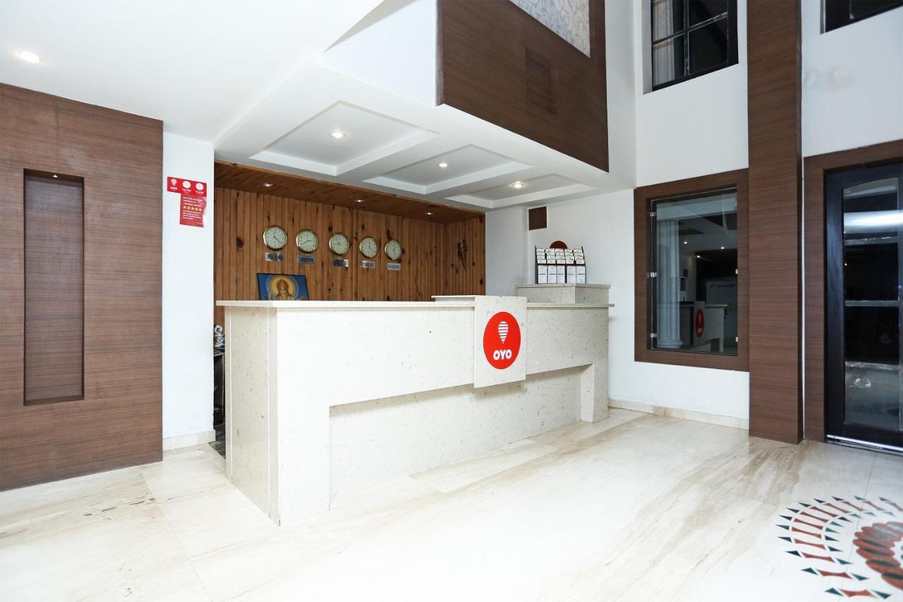 Capital O 3600 Hotel Royal Windsor Kathgodam Bagian luar foto