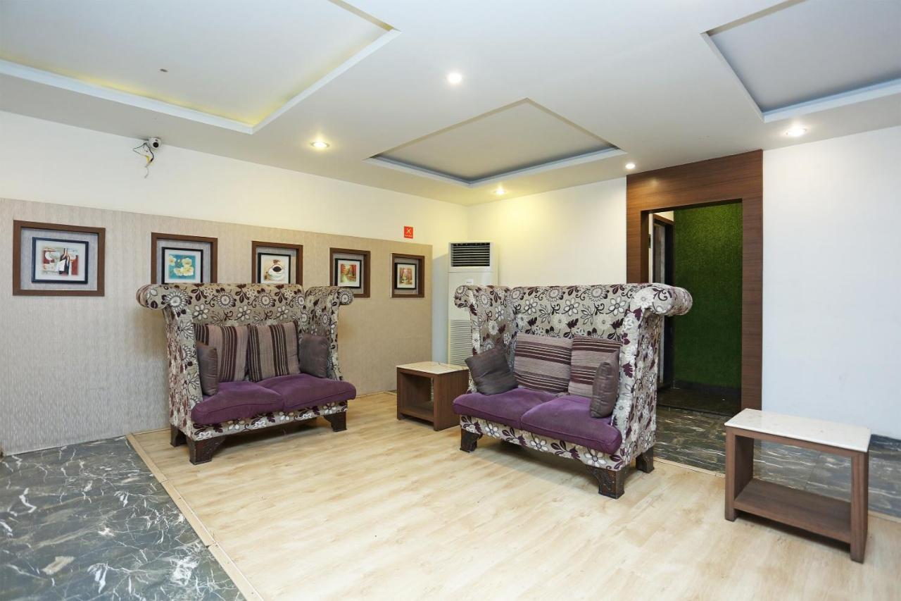 Capital O 3600 Hotel Royal Windsor Kathgodam Bagian luar foto